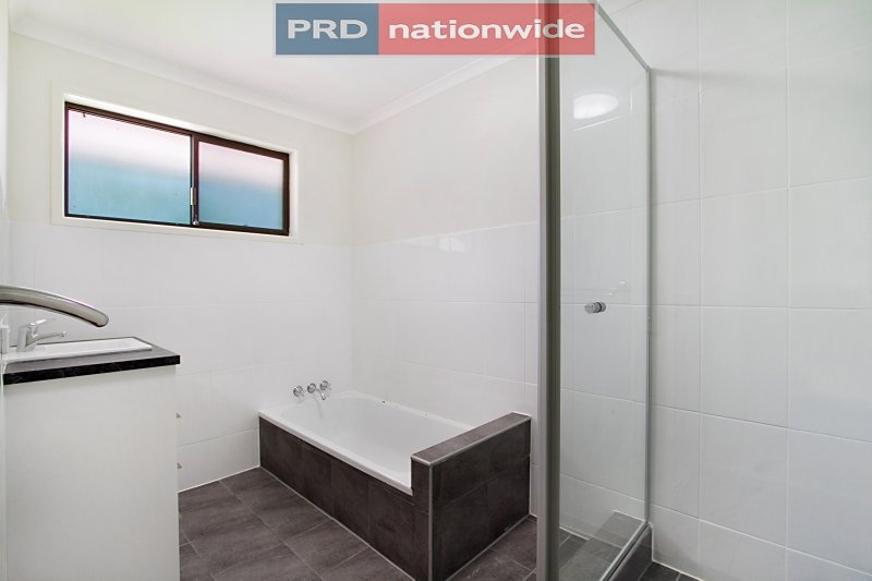 11 Boree Street ASHMORE 5