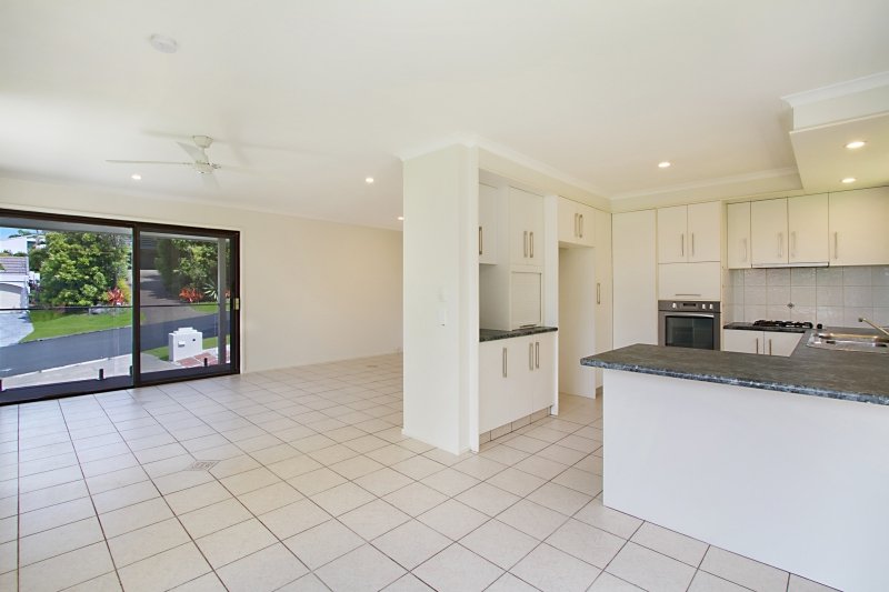 11 Boree Street ASHMORE 3