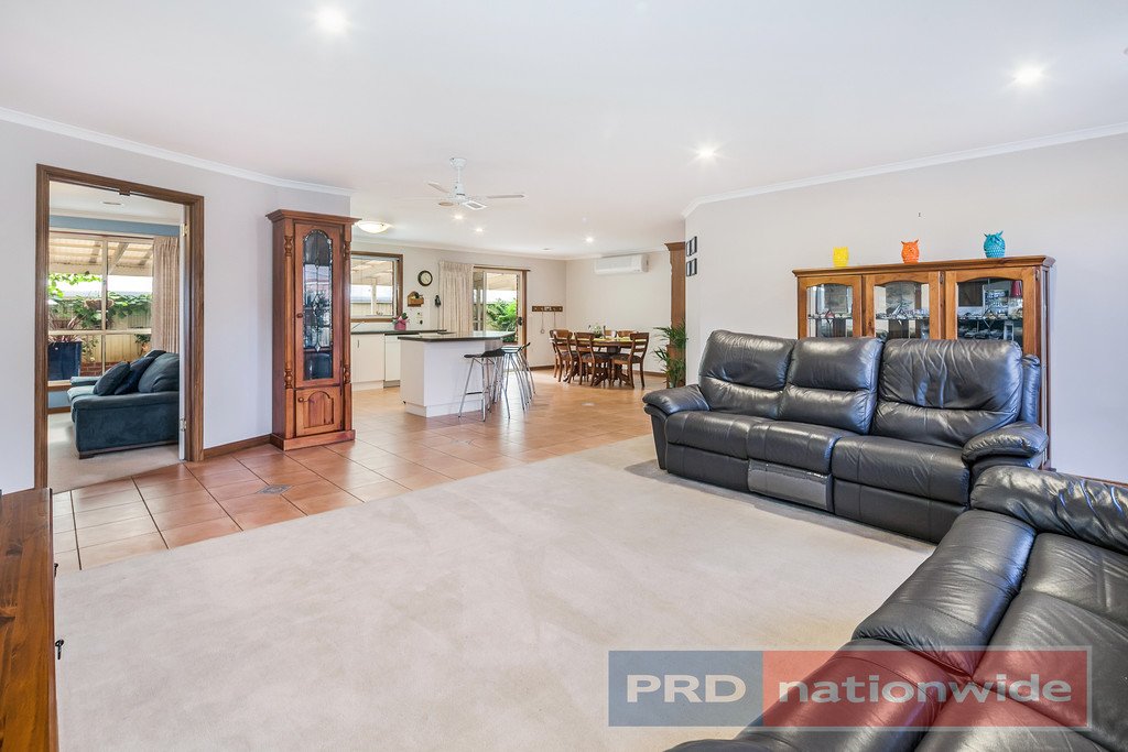 11 Bourbon Street DELACOMBE 7