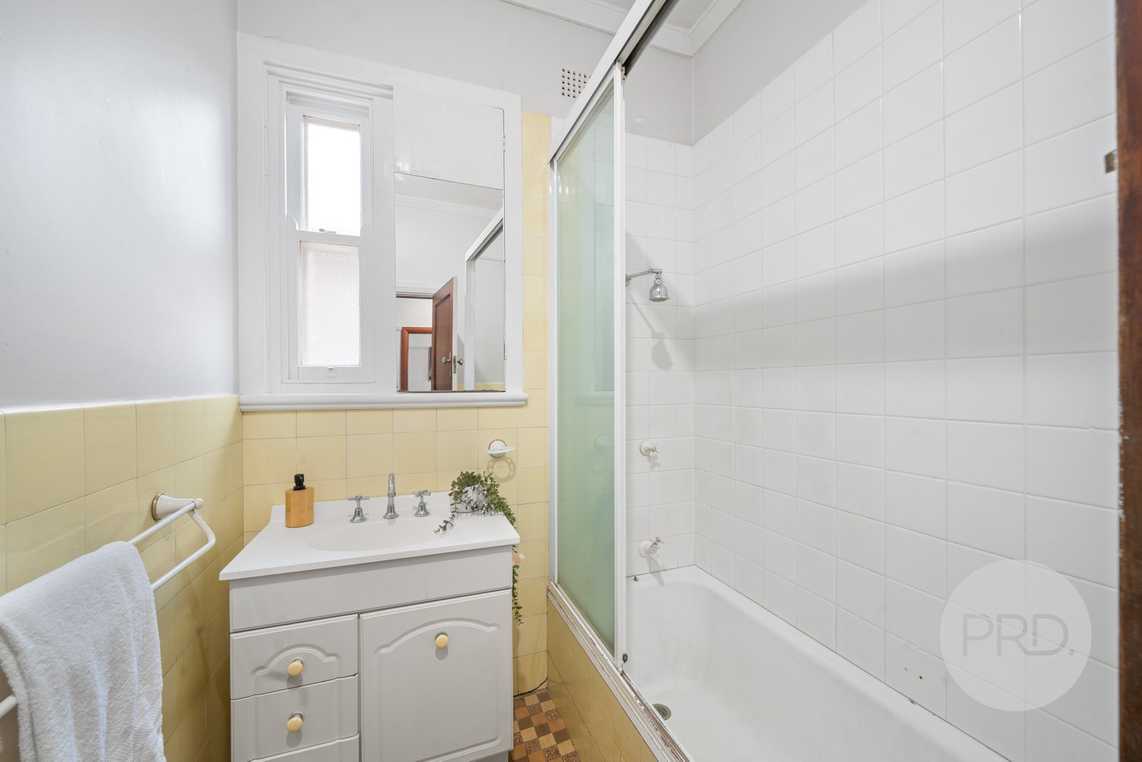 11 Bourke Street TURVEY PARK 11