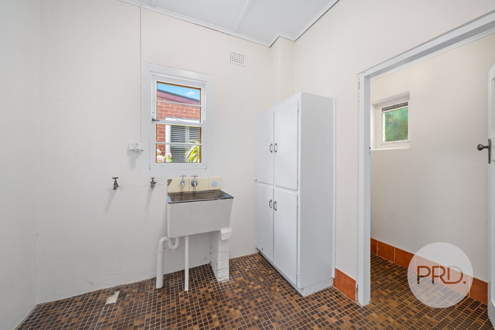 11 Bourke Street TURVEY PARK 12