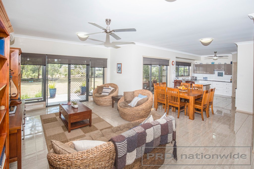 11 Bower Bird Close VACY 7