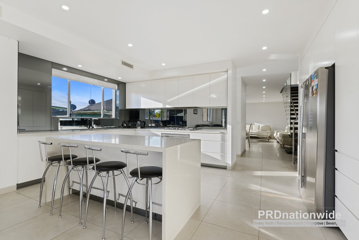 11 Bower Street ROSELANDS 3