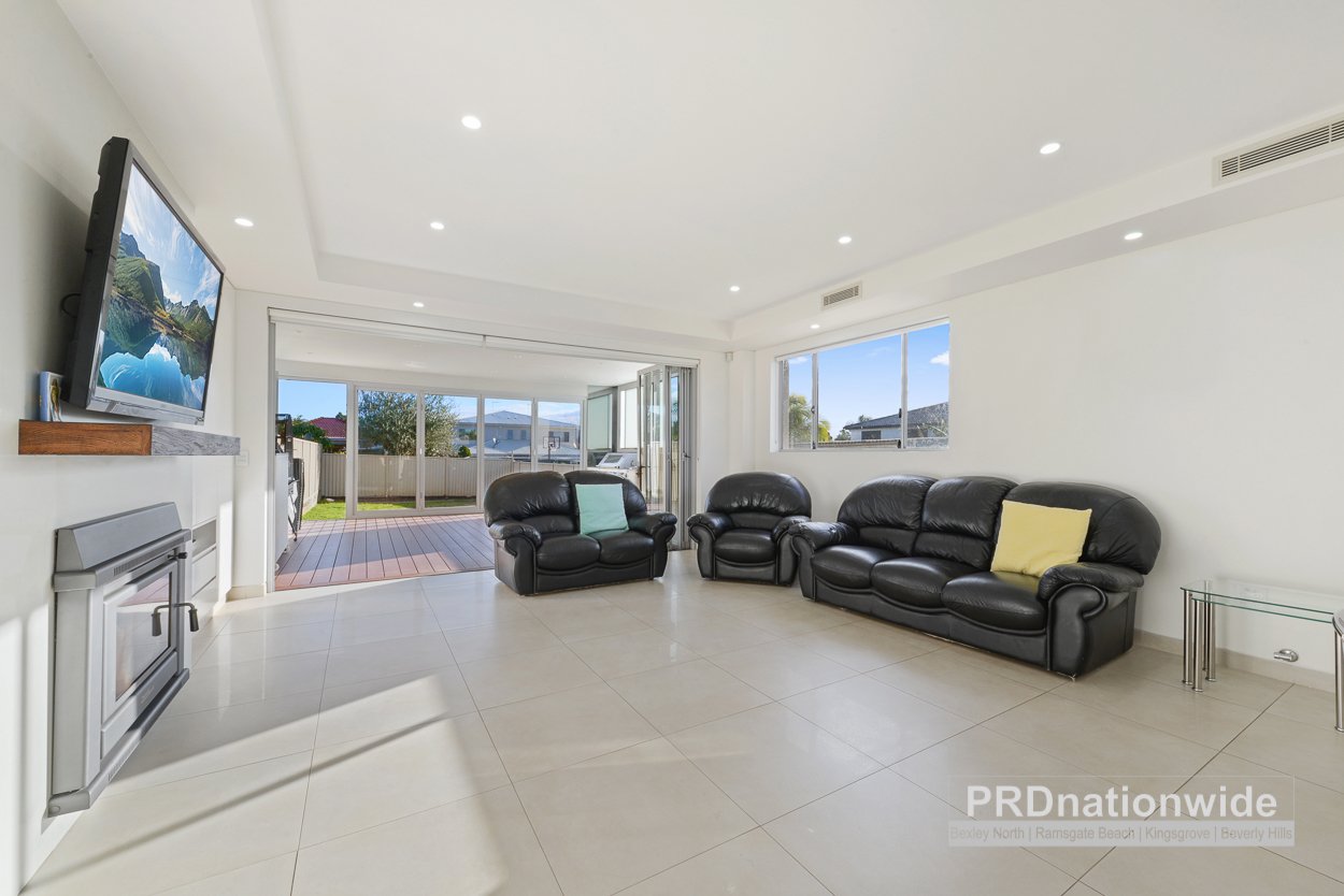 11 Bower Street ROSELANDS 5