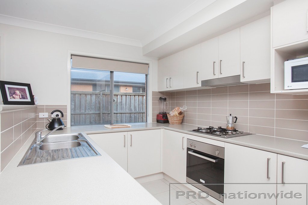 11 Boxer Street GILLIESTON HEIGHTS 4
