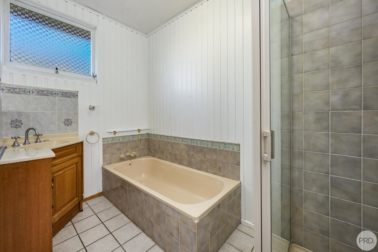 11 Bradfield Street CLAREMONT 10