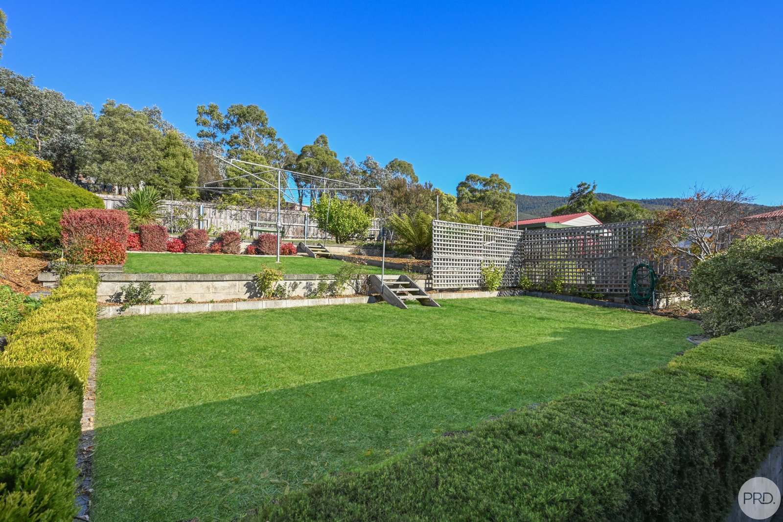 11 Bradfield Street CLAREMONT 12