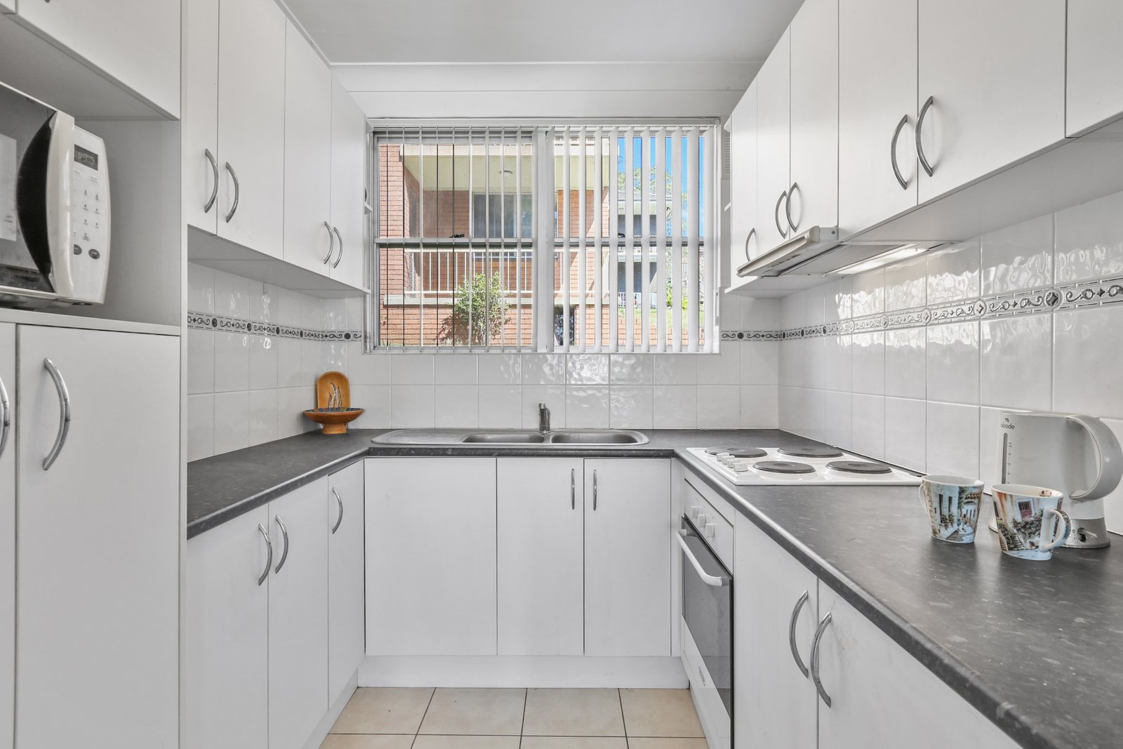 1/1 Brolga Street KANAHOOKA 4