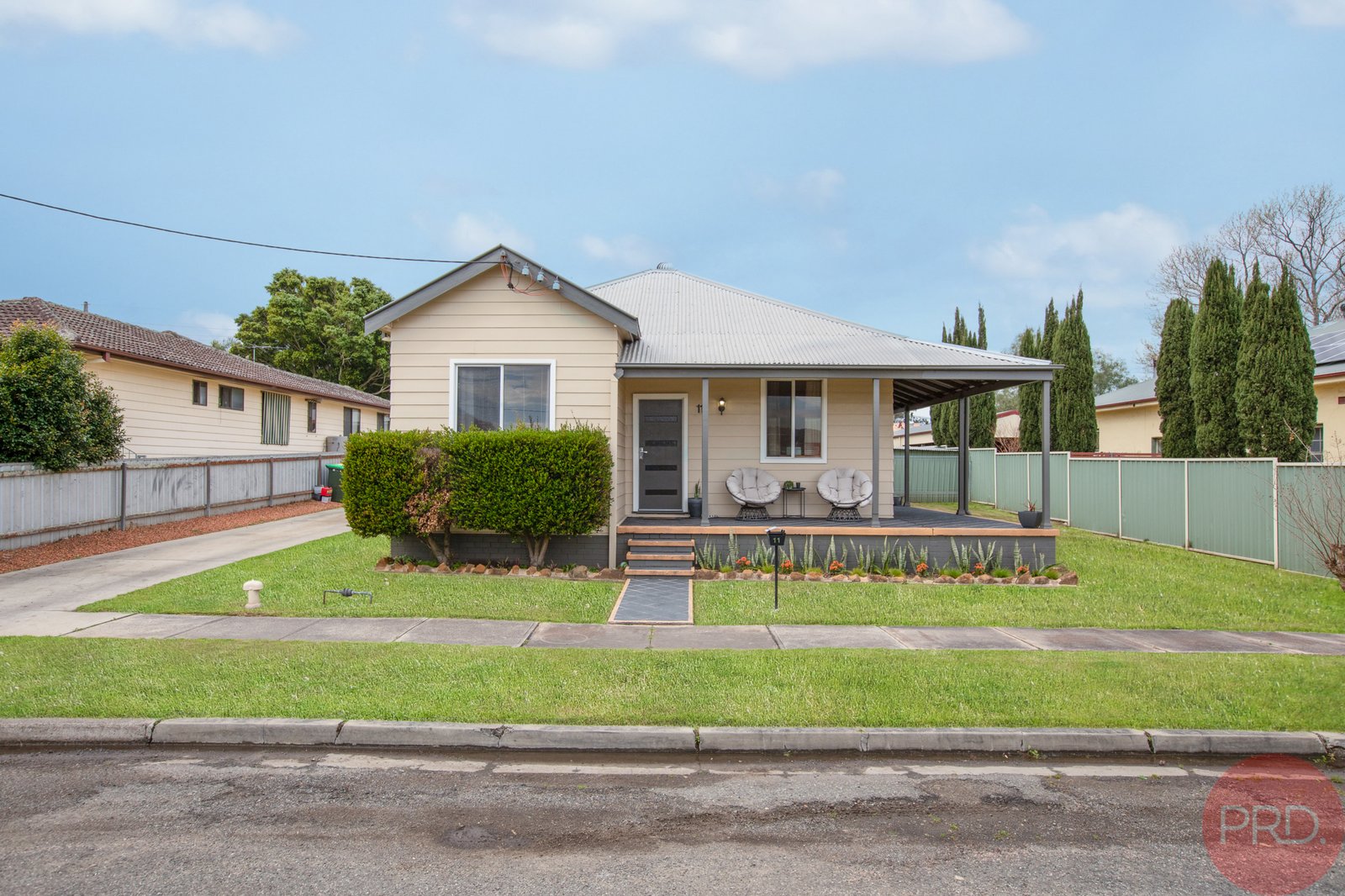 11 Bronwyn Street TELARAH 2