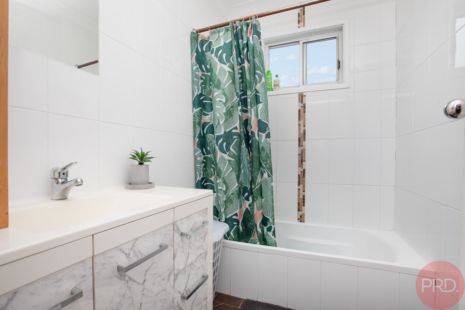 11 Bronwyn Street TELARAH 13