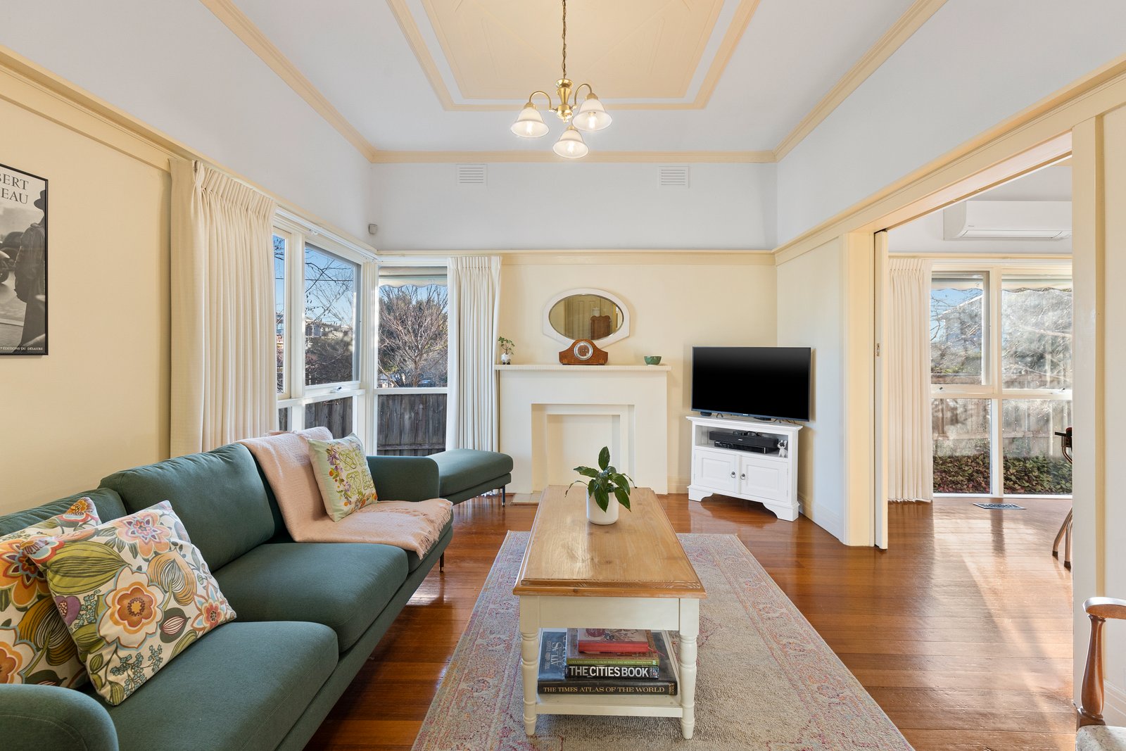 Gallery: 11 Bruce Street