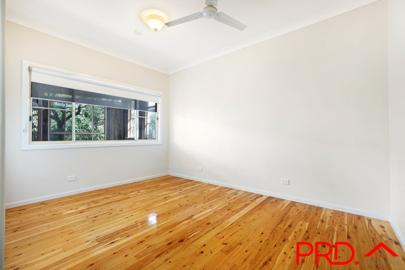 11 Bruce Street TAMWORTH 18