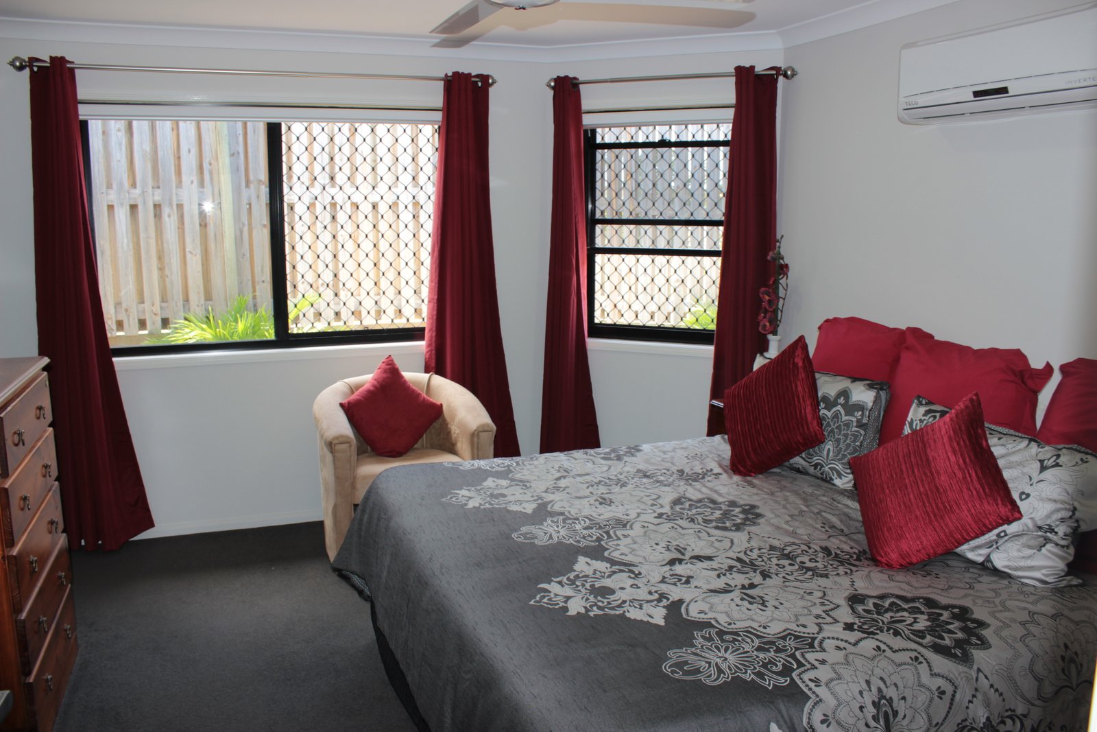 11 Brush Tail Court BOYNE ISLAND 9