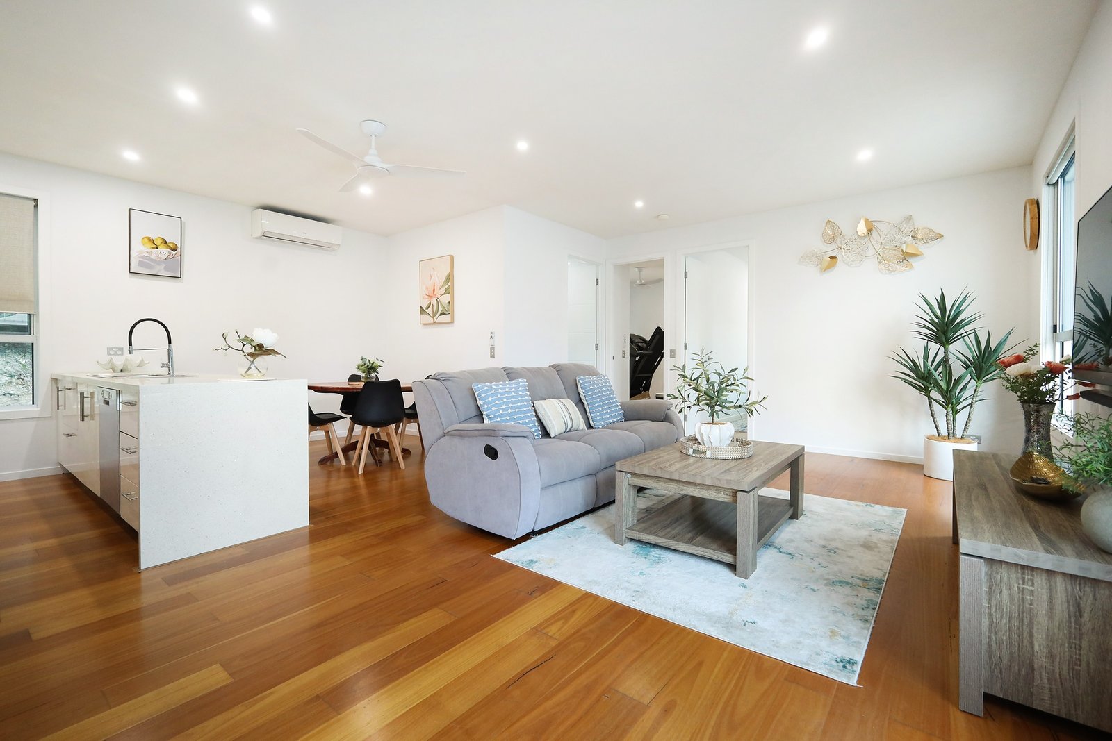 11 Brushwood Drive PARKWOOD 27