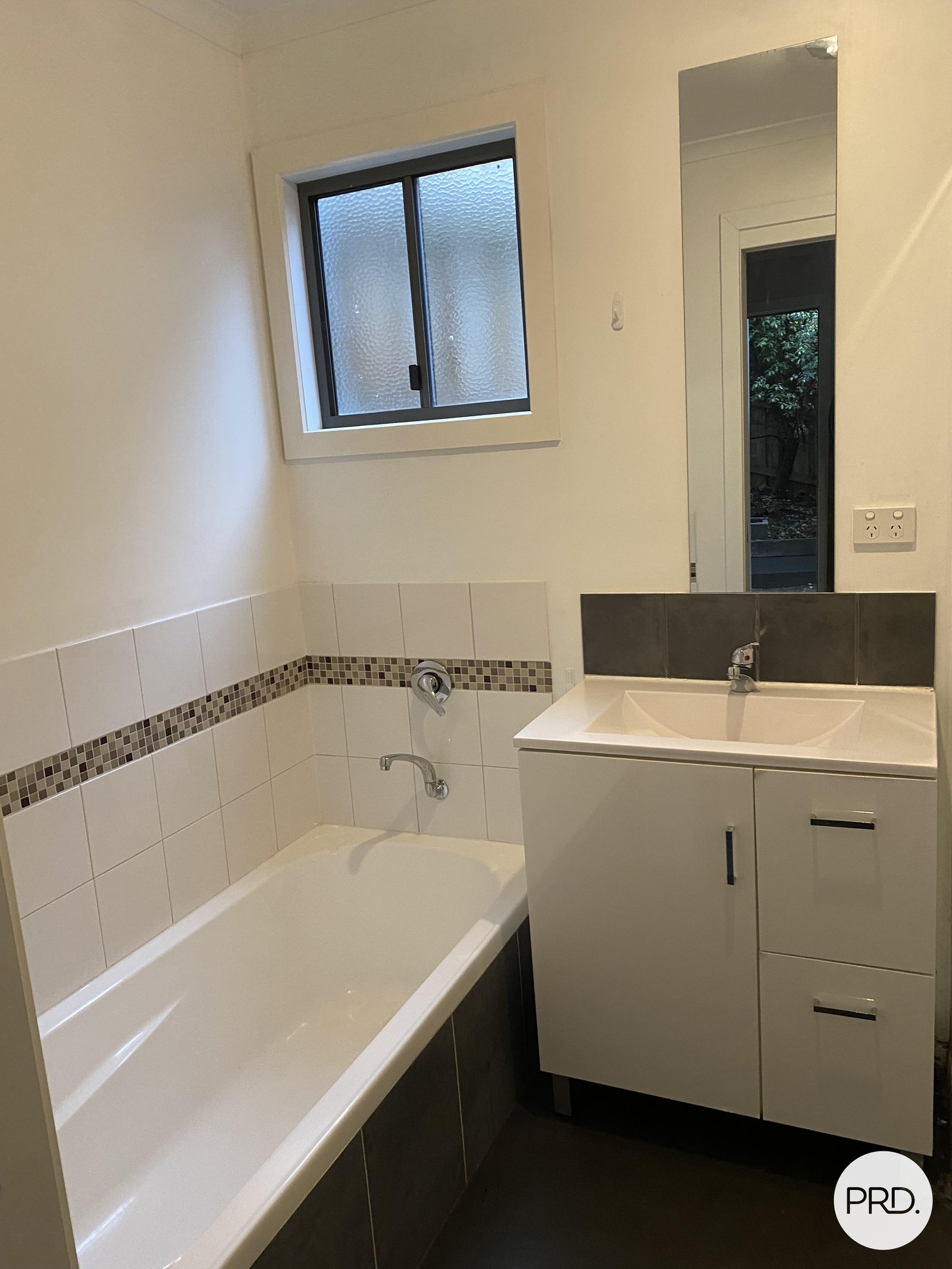 1/1 Burnett St  NEW NORFOLK 5