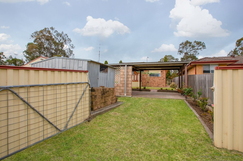 11 Burnham Close THORNTON 14