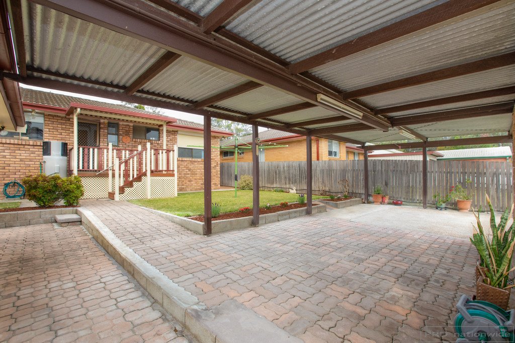 11 Burnham Close THORNTON 16