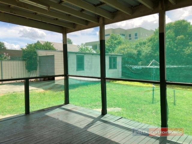 11 Burton Avenue CHESTER HILL 7