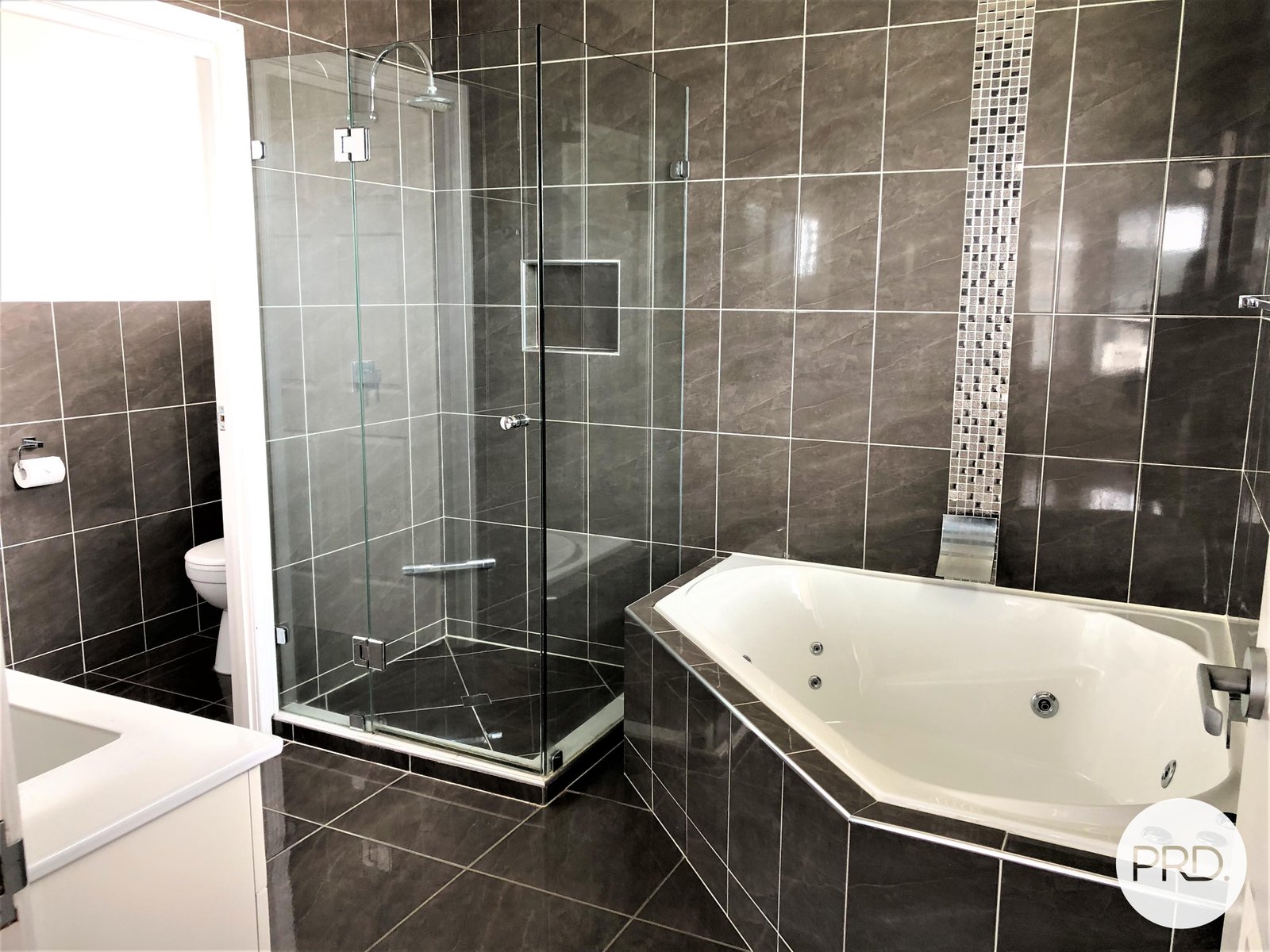 11 Caledon Street TANNUM SANDS 18