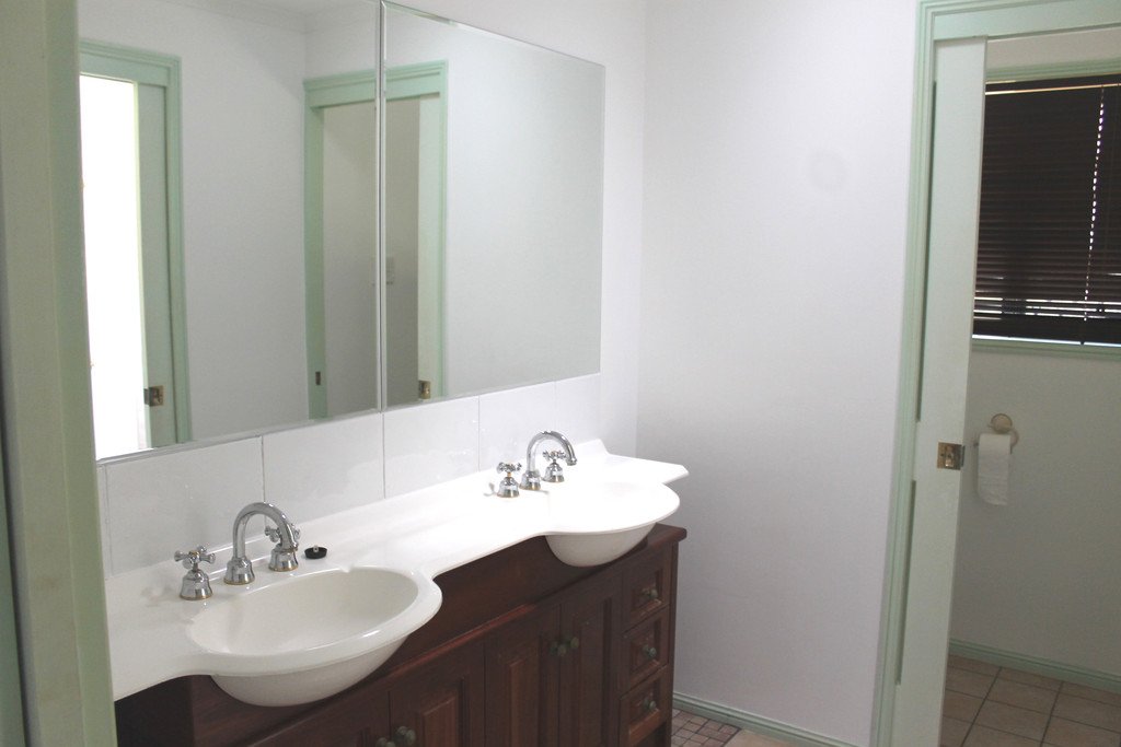 11 Cambridge Close TANNUM SANDS 12