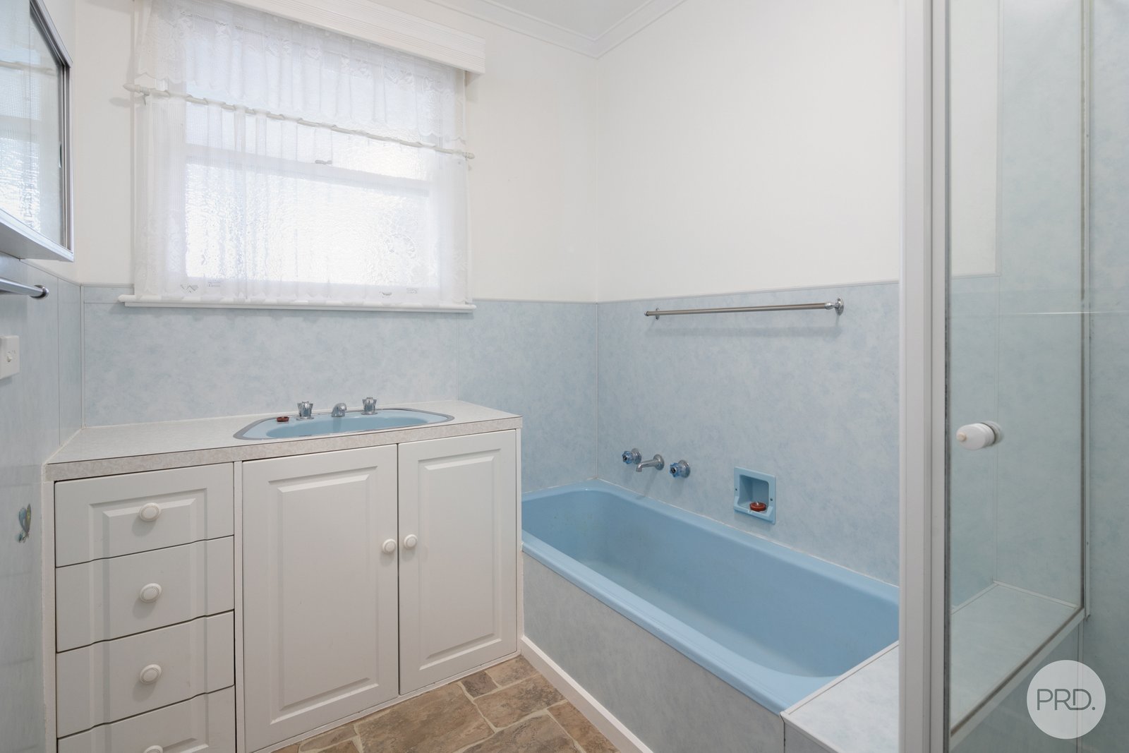 11 Cambridge Street WENDOUREE 8