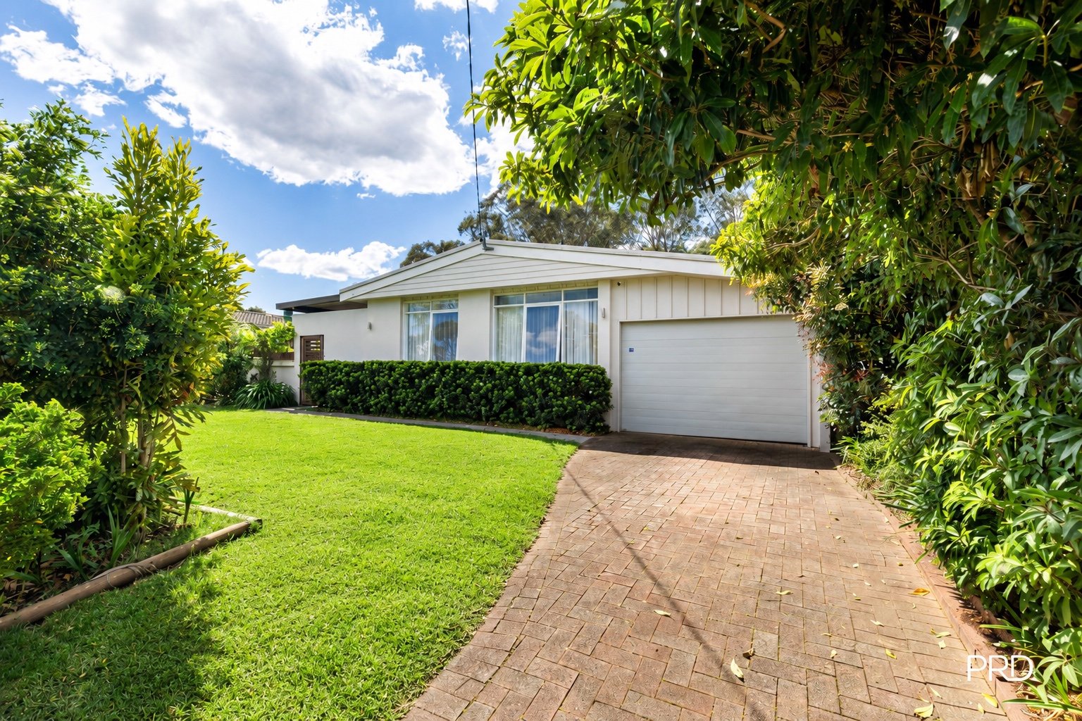 11 Campton Avenue CAMBRIDGE PARK 1