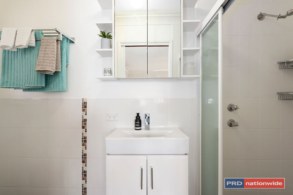 11 Canomie Street SAPPHIRE BEACH 12