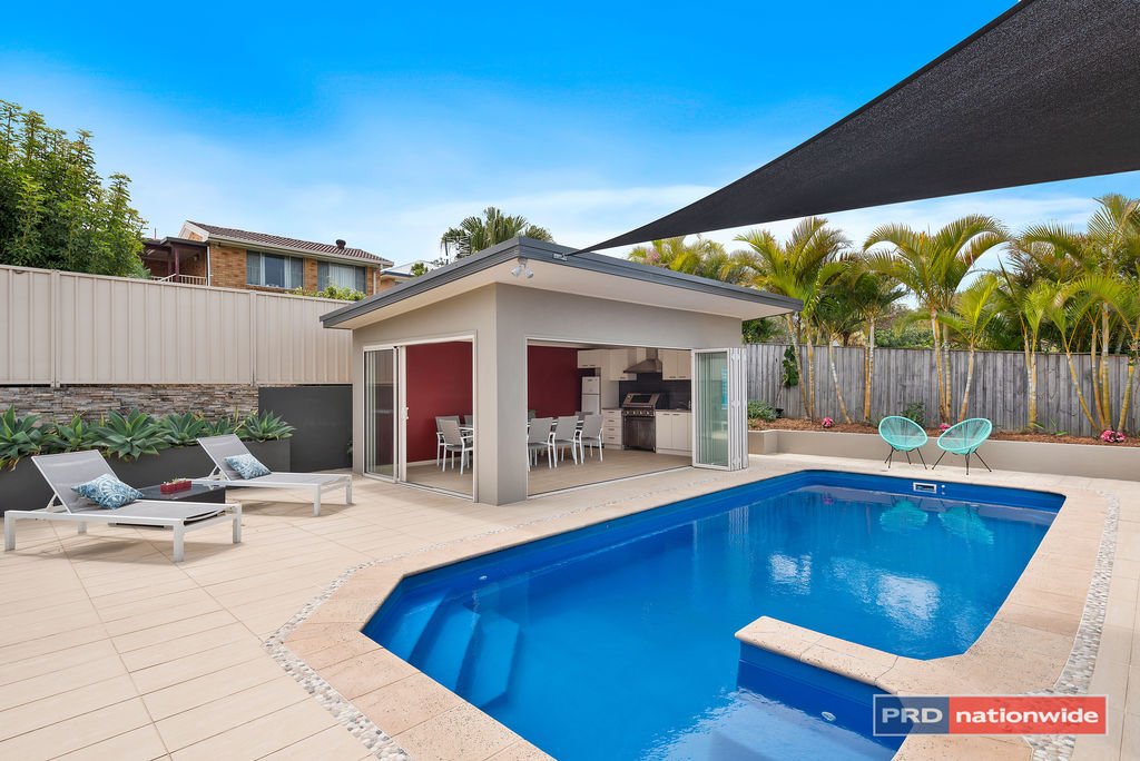 11 Canomie Street SAPPHIRE BEACH 19