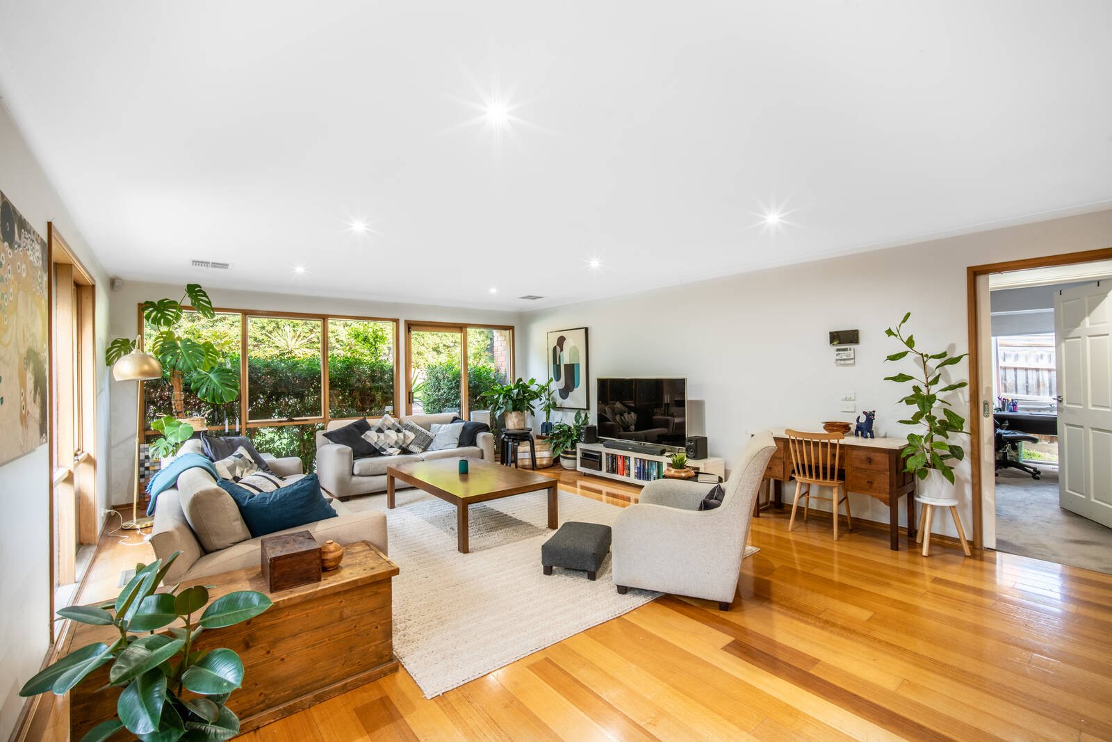 Real Estate and Property in 11 Caravan Street, Balwyn, VIC