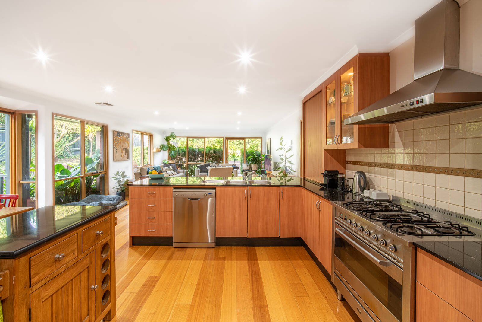 Real Estate and Property in 11 Caravan Street, Balwyn, VIC