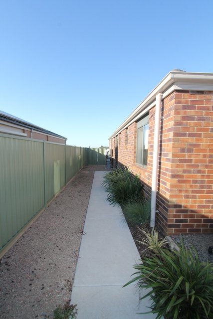 11 Carmichael Court SEBASTOPOL 21