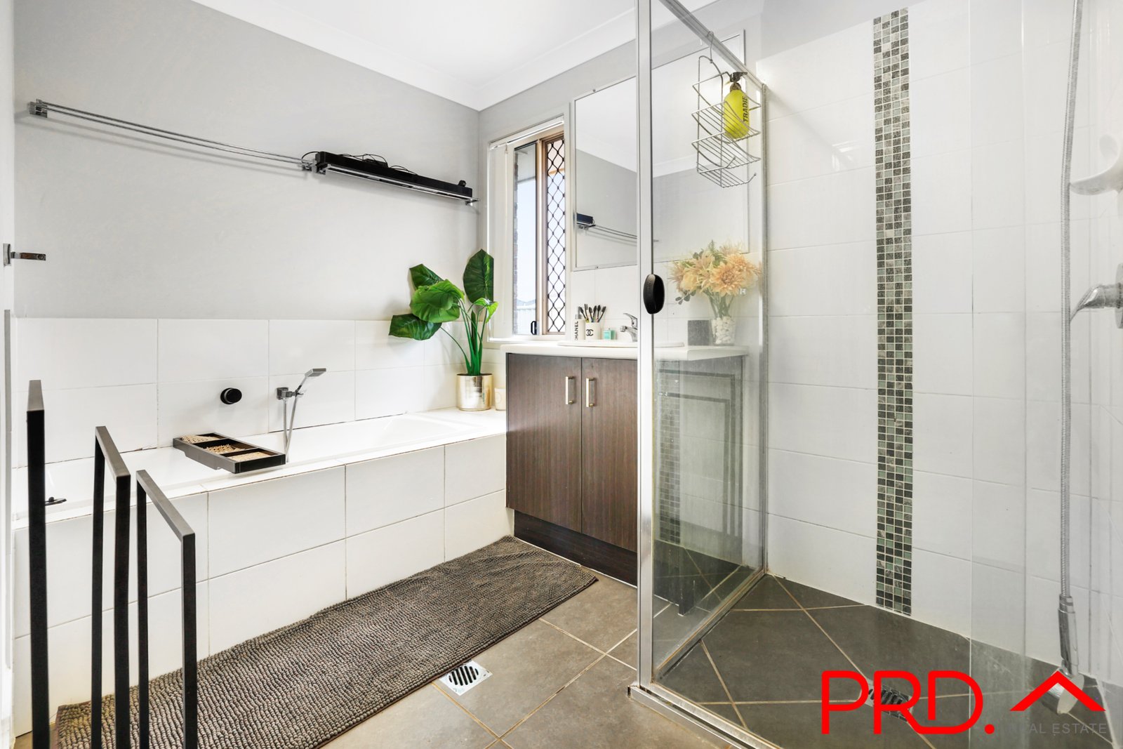 11 Carnegie Place TAMWORTH 10