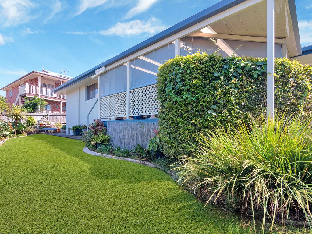 11 Cashel Crescent BANORA POINT 8