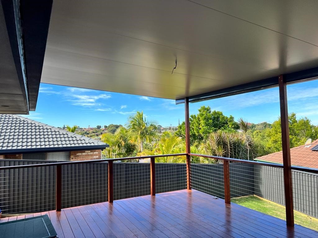 11 Cashel Crescent BANORA POINT 6