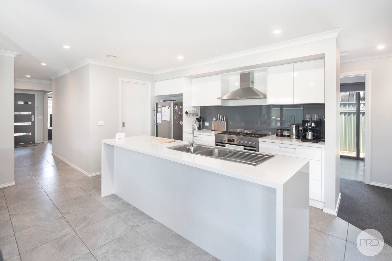 11 Caviar Court MINERS REST 1