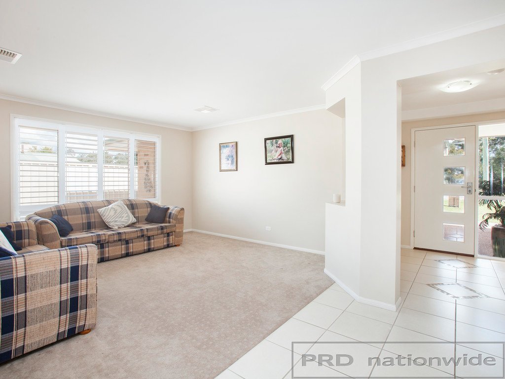 11 Cessnock St  KITCHENER 7