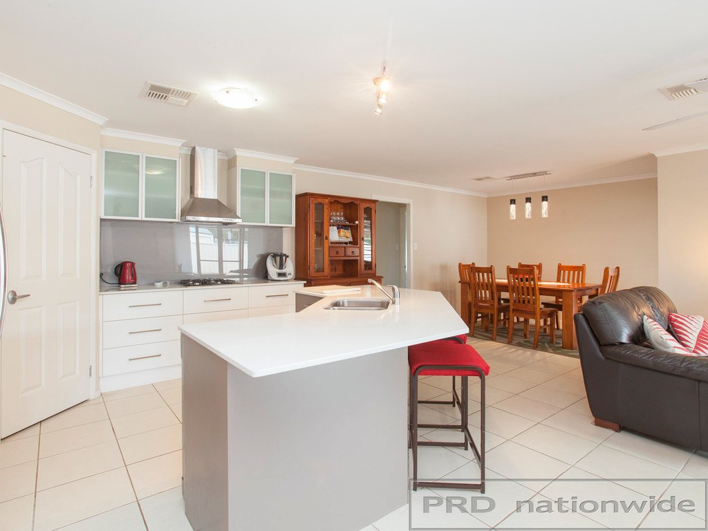 11 Cessnock St  KITCHENER 13
