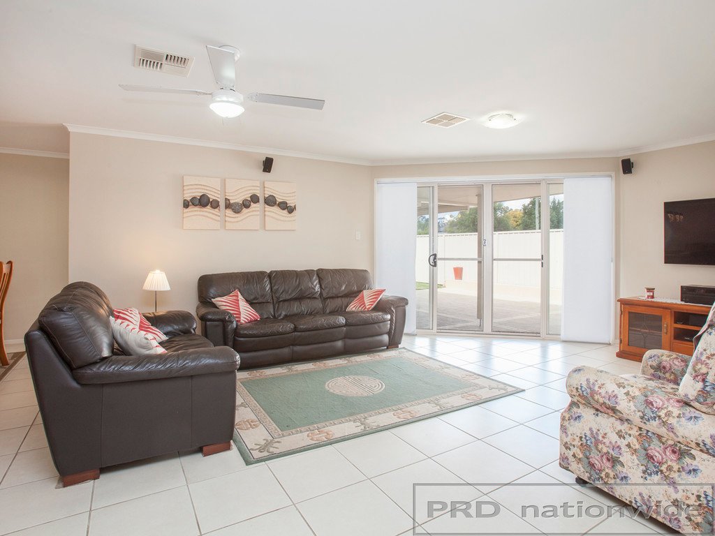 11 Cessnock St  KITCHENER 15