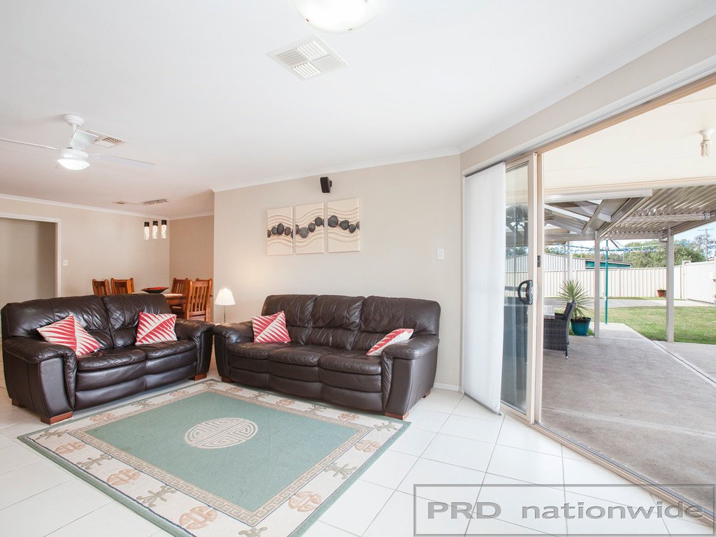 11 Cessnock St  KITCHENER 16