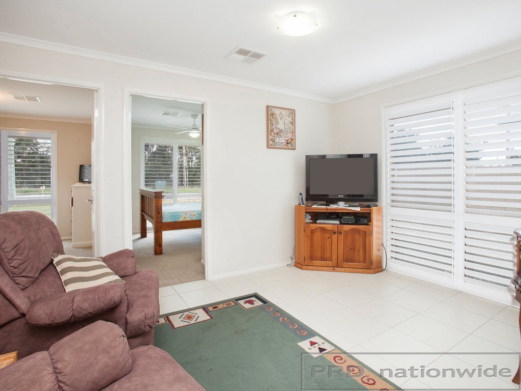 11 Cessnock St  KITCHENER 17