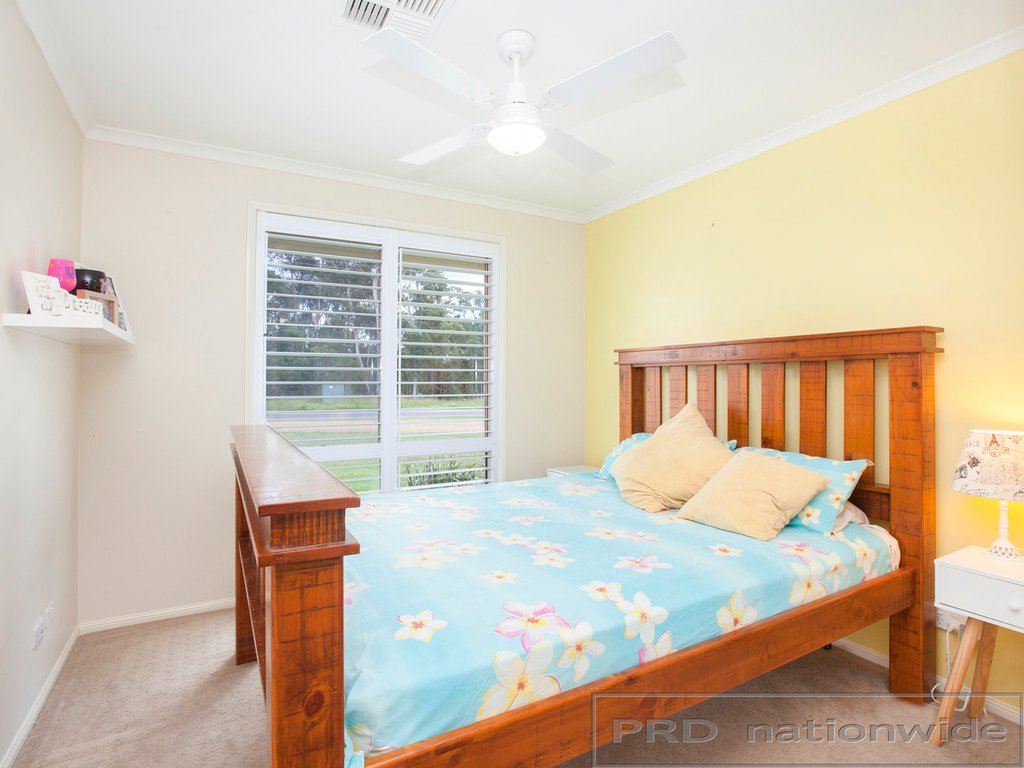 11 Cessnock St  KITCHENER 19