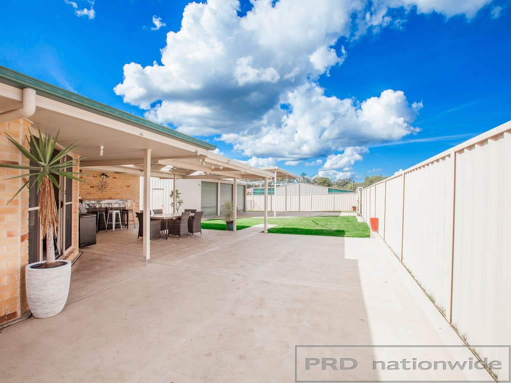 11 Cessnock St  KITCHENER 24
