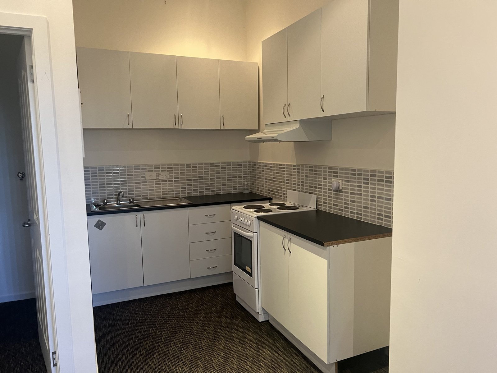 11 Chablis Court BERRIEDALE 18