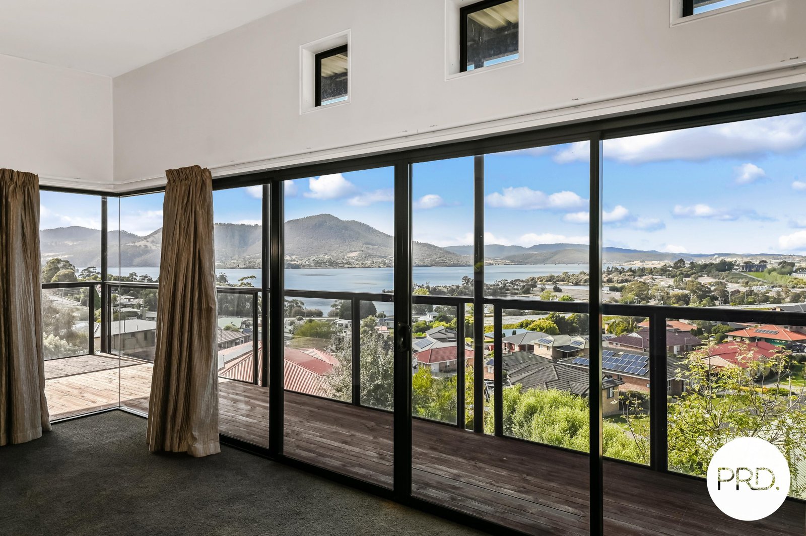 11 Chablis Court BERRIEDALE 9
