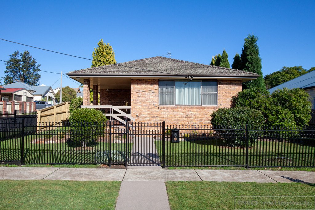11 Charles Street EAST MAITLAND 21