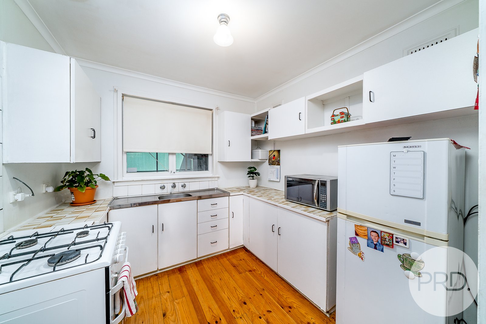 11 Chifley Crescent KOORINGAL 2