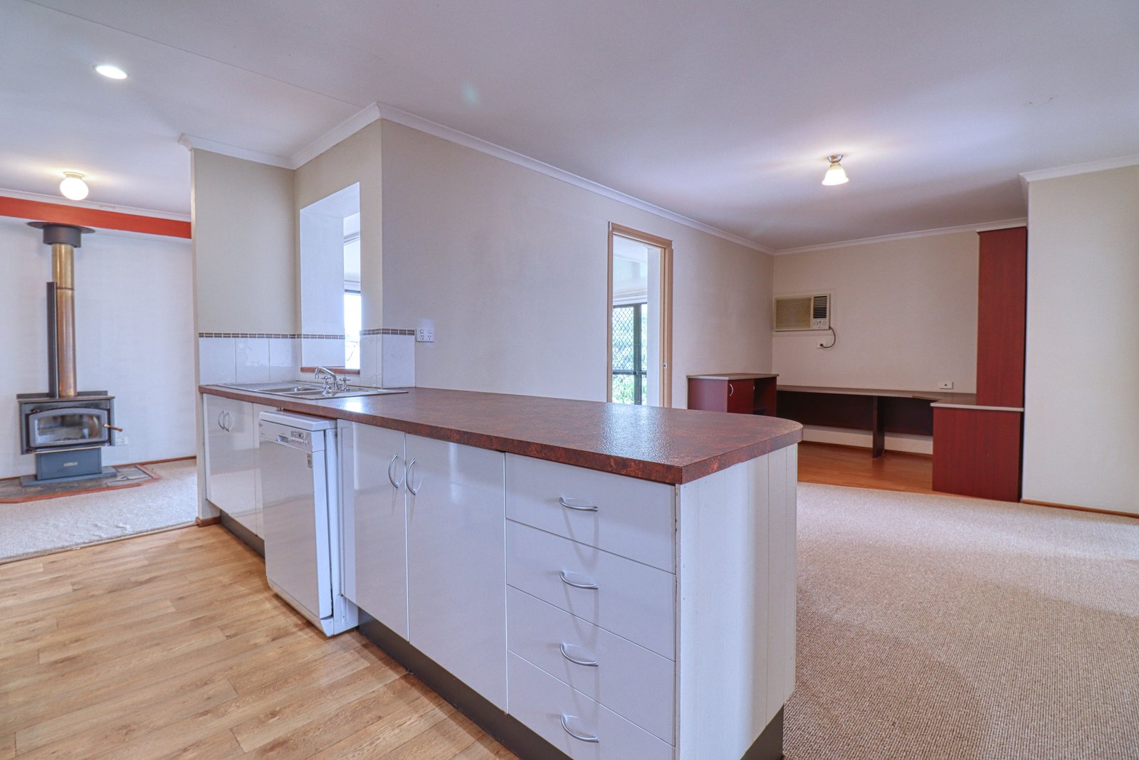 11 Chilcott Drive GOONELLABAH 8