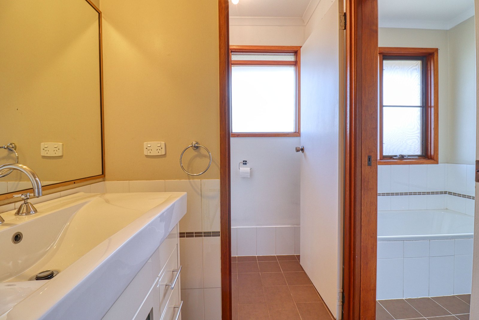 11 Chilcott Drive GOONELLABAH 17