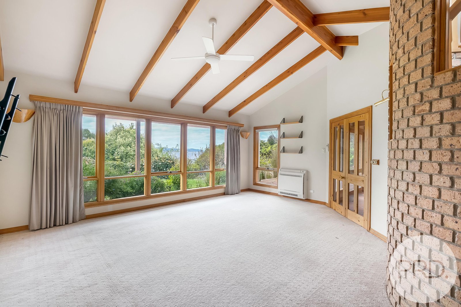 11 Clearwater Court BLACKMANS BAY 3