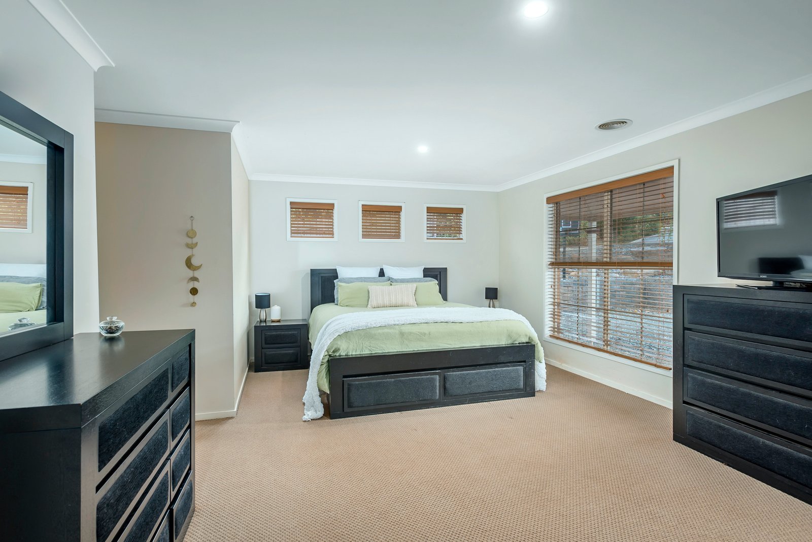 Real Estate and Property in 11 Clover Court, Romsey, VIC